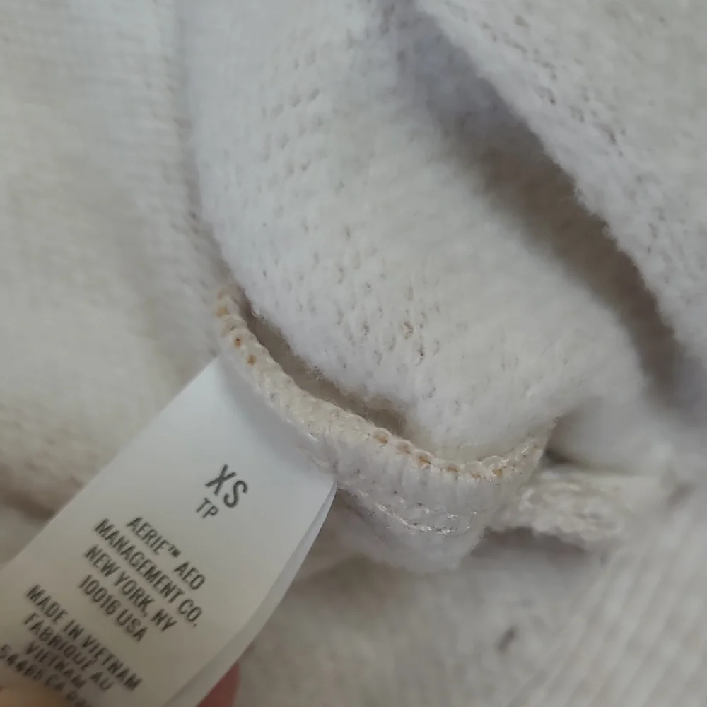 Aerie Tan and Cream Leopard Print Sweater - Picture 5 of 5